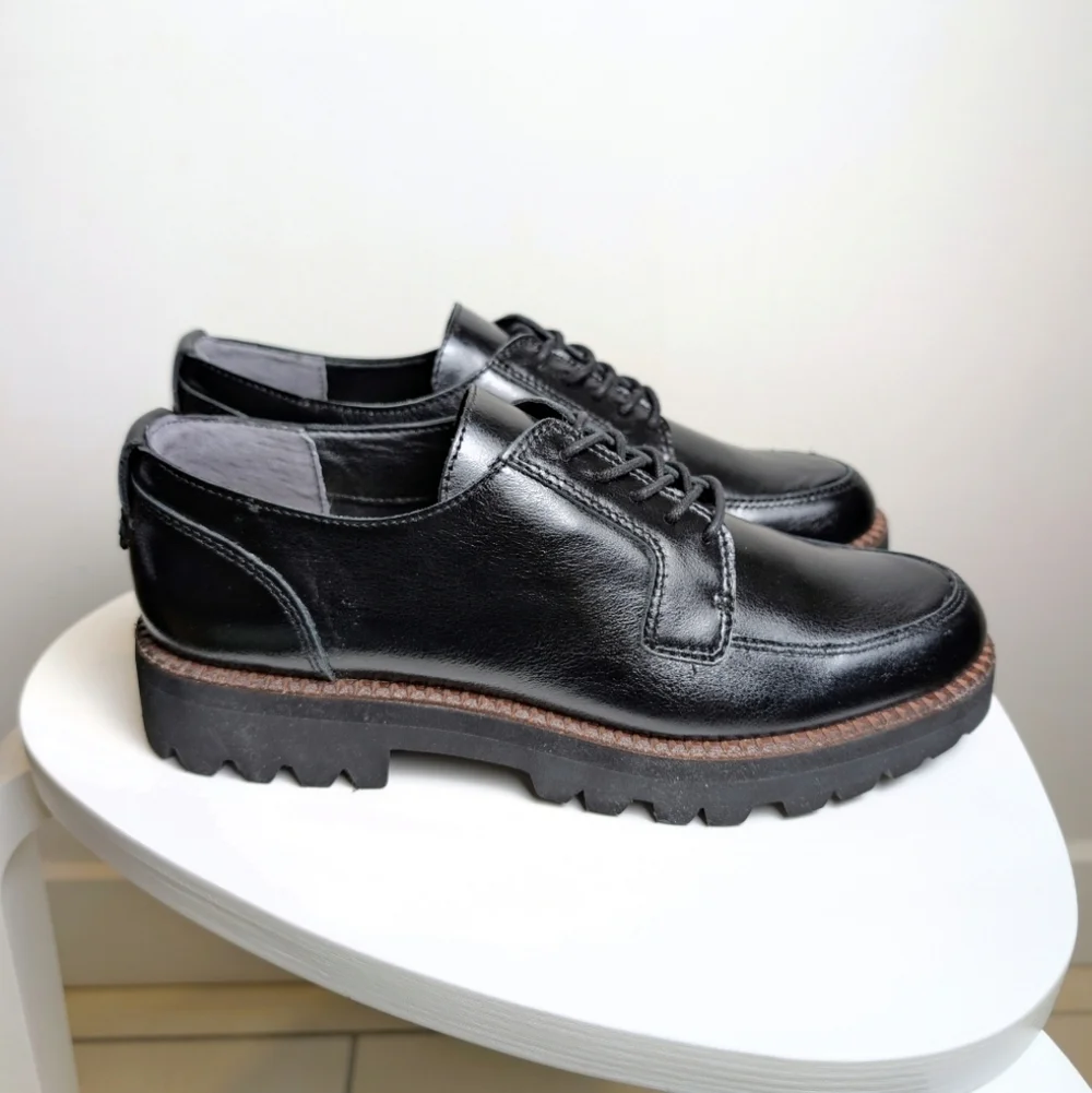 Dolce Vita Black Patent Leather Chunky Lug Sole Oxford Loafers Size 8
